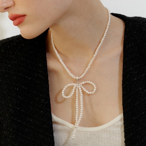 Vintage Pearl Ribbon Necklace