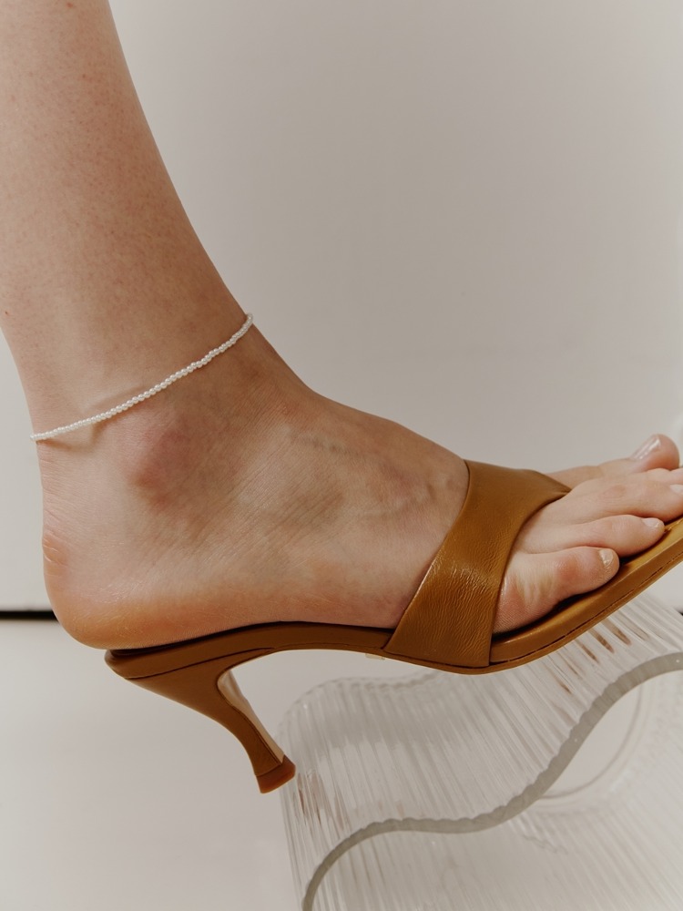 Slim Pearl Anklet